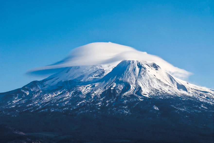 Mount Shasta With Lenticular Clouds, Northern California, Usa