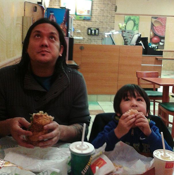 Yes, There's A Tv There. :)