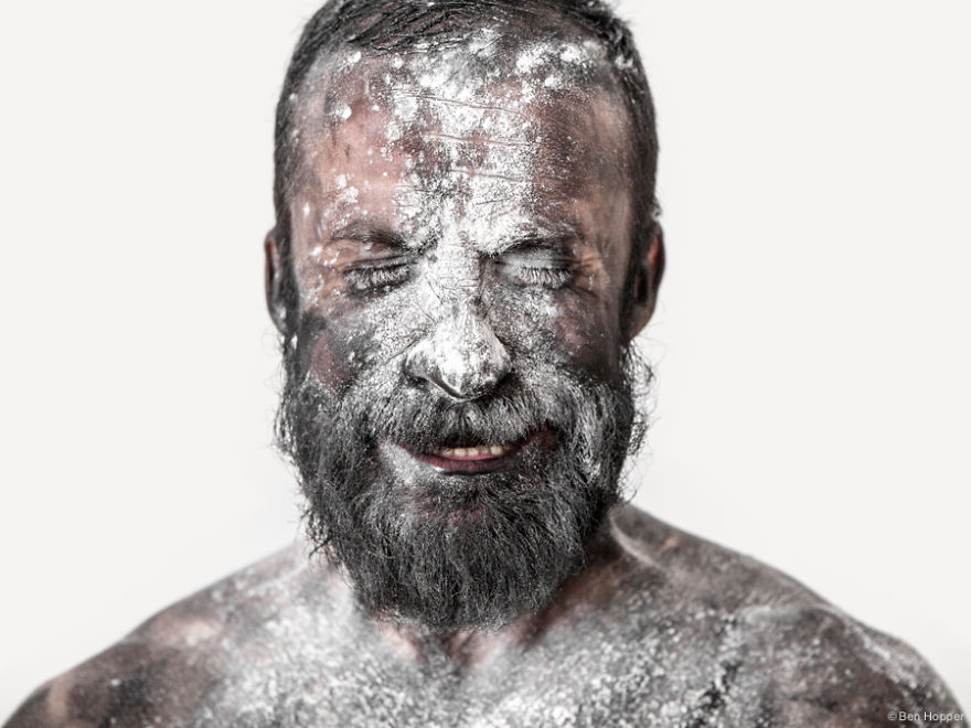 Transfiguration: Photos Of Circus Artists And Dancers Showing Their Physical Capabilities Transfiguration: Photos Of Circus Artists And Dancers Showing Their Physical Capabilities