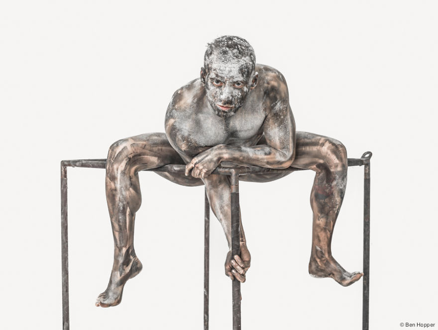 Transfiguration: Photos Of Circus Artists And Dancers Showing Their Physical Capabilities 