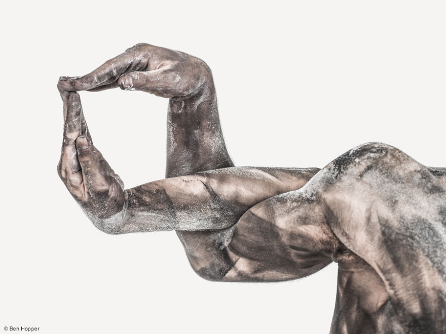 Transfiguration: Photos Of Circus Artists And Dancers Showing Their Physical Capabilities Transfiguration: Photos Of Circus Artists And Dancers Showing Their Physical Capabilities