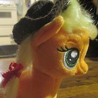 juno_farnsworth avatar