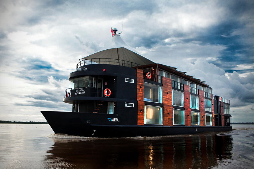 Amazon Boutique Hotel Boat