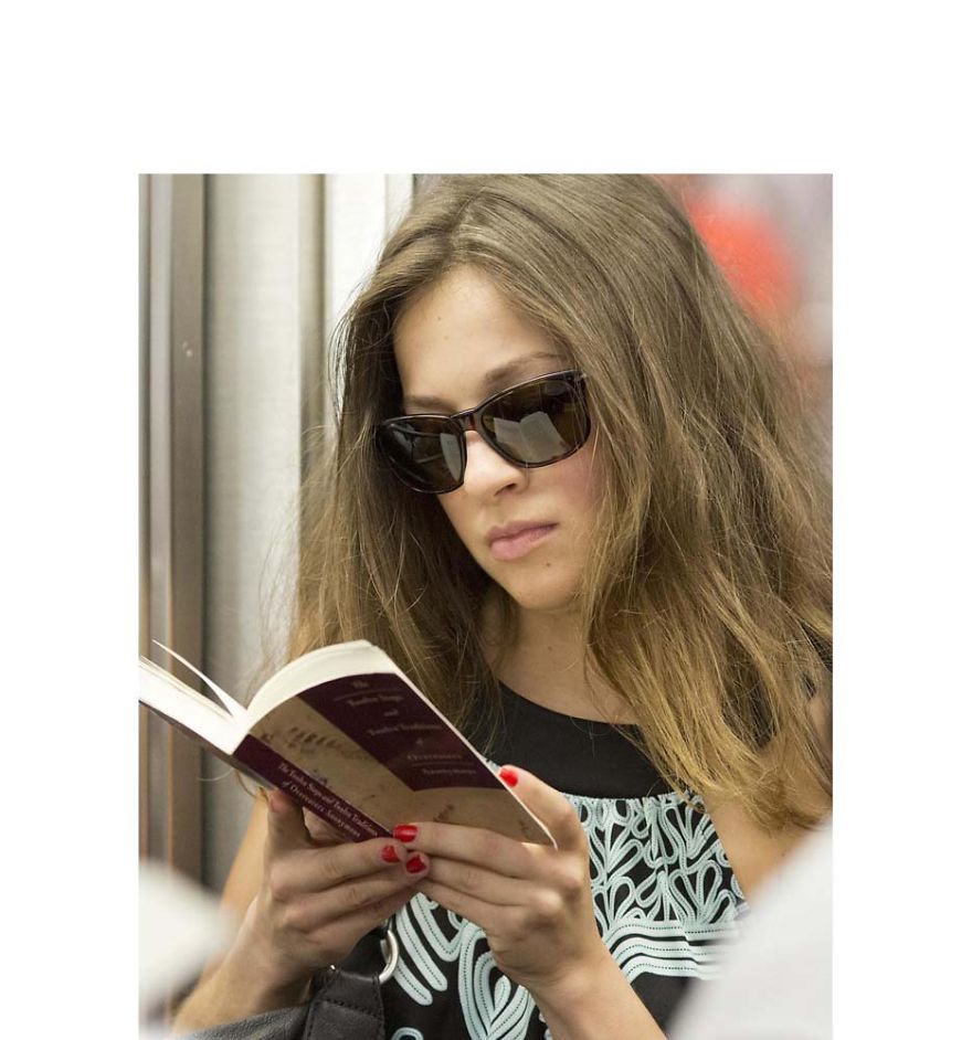 Shocking Discovery Is Made After Every Book Reader On The Subway Is Photographed