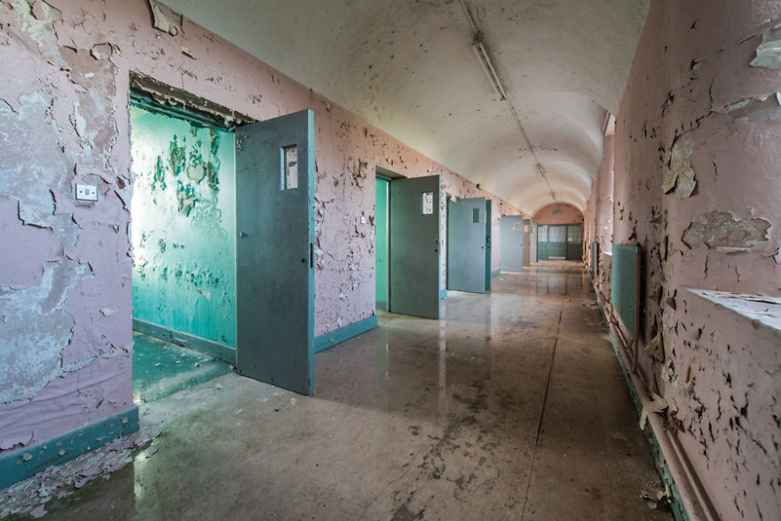 I Photograph Abandoned Buildings During My Travels Across Europe