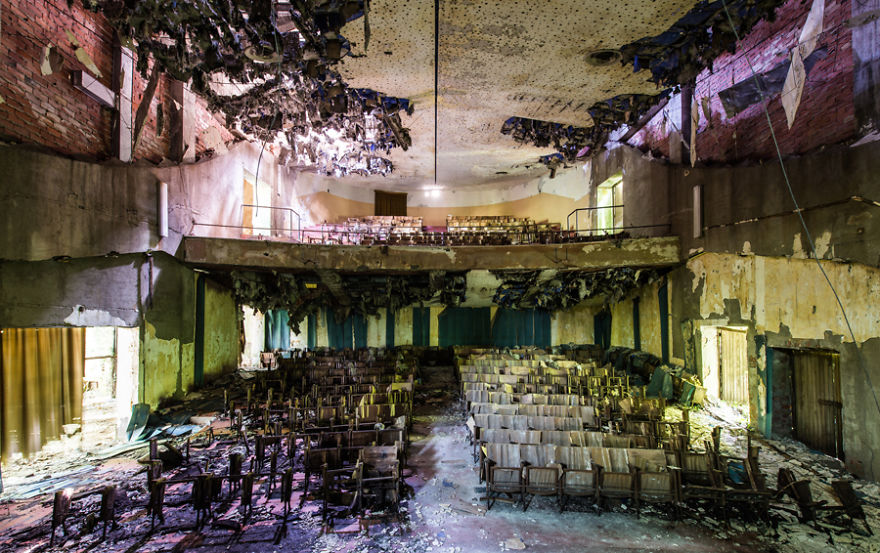 I Photograph Abandoned Buildings During My Travels Across Europe I Photograph Abandoned Buildings During My Travels Across Europe