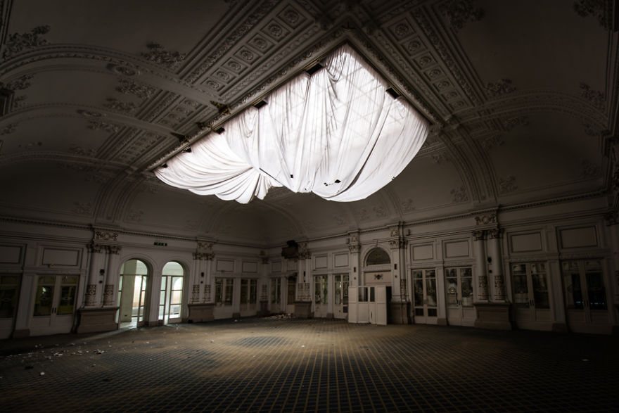 I Photograph Abandoned Buildings During My Travels Across Europe