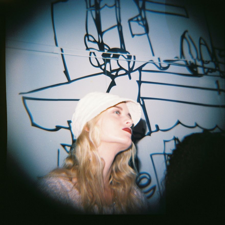 I Shoot Photos Of Celebrities Parting In Nyc, With A Toy Plastic Camera.