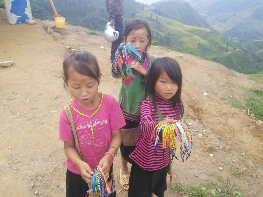 Minority Village Girls Selling Their Works, Sa Pa, Vietnam