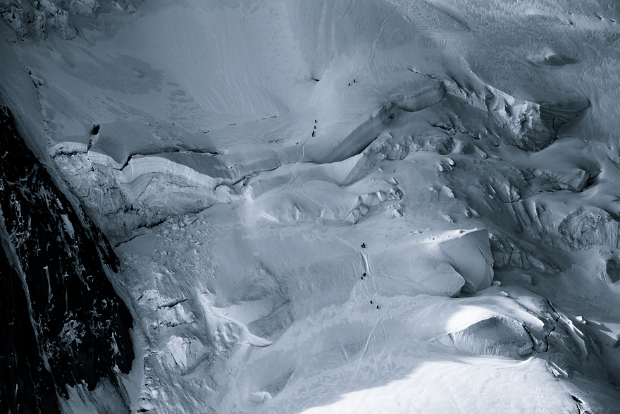 The Scale Of Nature: I Photographed People In The Alps To Show How Small We Are