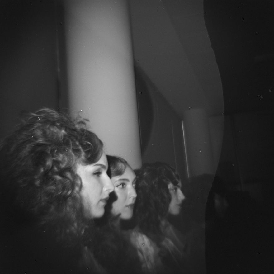 I Shoot Photos Of Celebrities Parting In Nyc, With A Toy Plastic Camera.