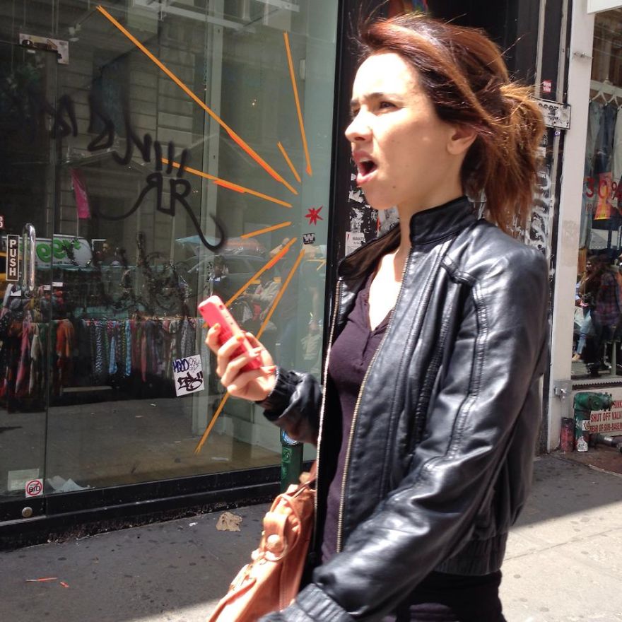 Life In New York Streets In Perfectly-Timed Photos From My iPhone