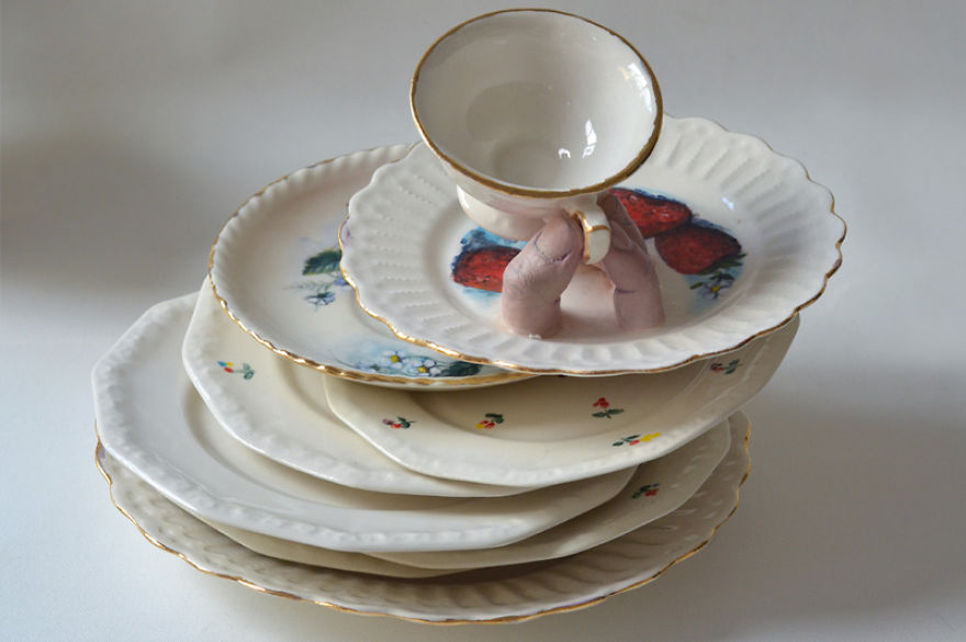 I Bring Ceramics To Life By Adding Fingers And Mouths To Them I Bring Ceramics To Life By Adding Fingers And Mouths To Them