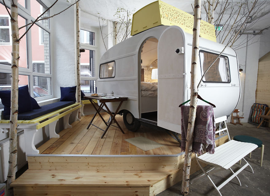 Caravan Hotel, Huttenpalast, Berlin