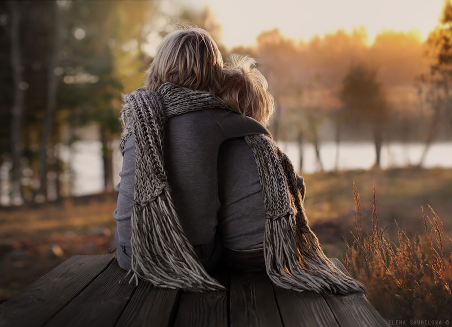 animal-children-photography-elena-shumilova-2-10 animal-children-photography-elena-shumilova-2-10
