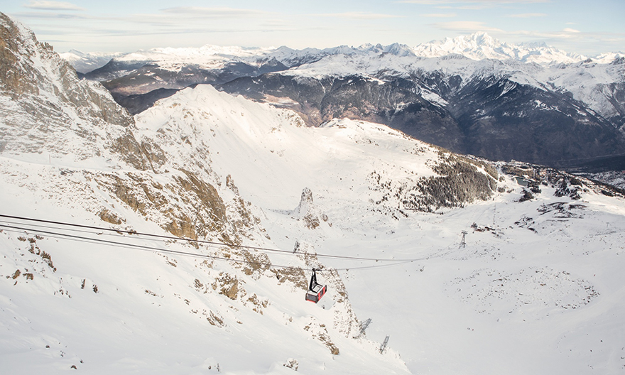 cable-car-hotel-alps-france-14