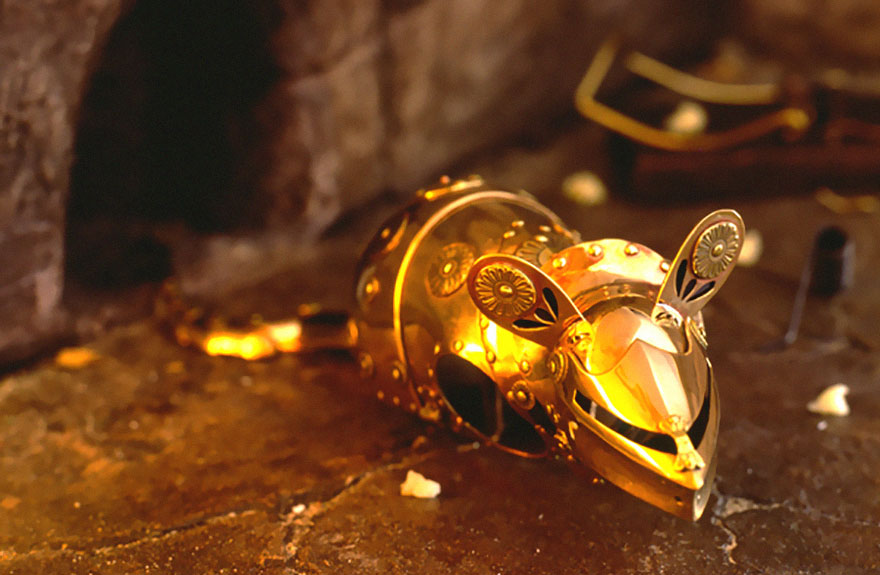 cats-and-mice-armour-jeff-deboer-14 cats-and-mice-armour-jeff-deboer-14