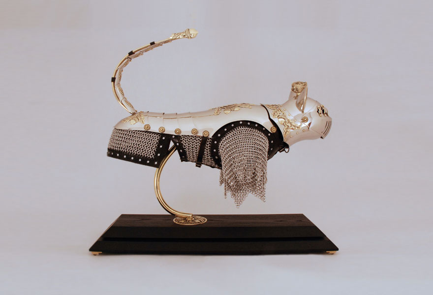 cats-and-mice-armour-jeff-deboer-21 cats-and-mice-armour-jeff-deboer-21