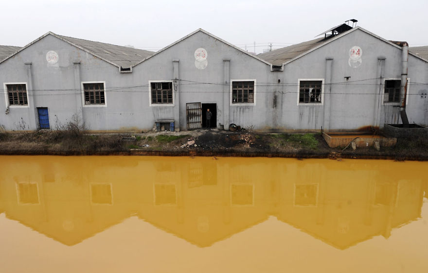 Heavily Polluted River In Jiaxing, Zhejiang