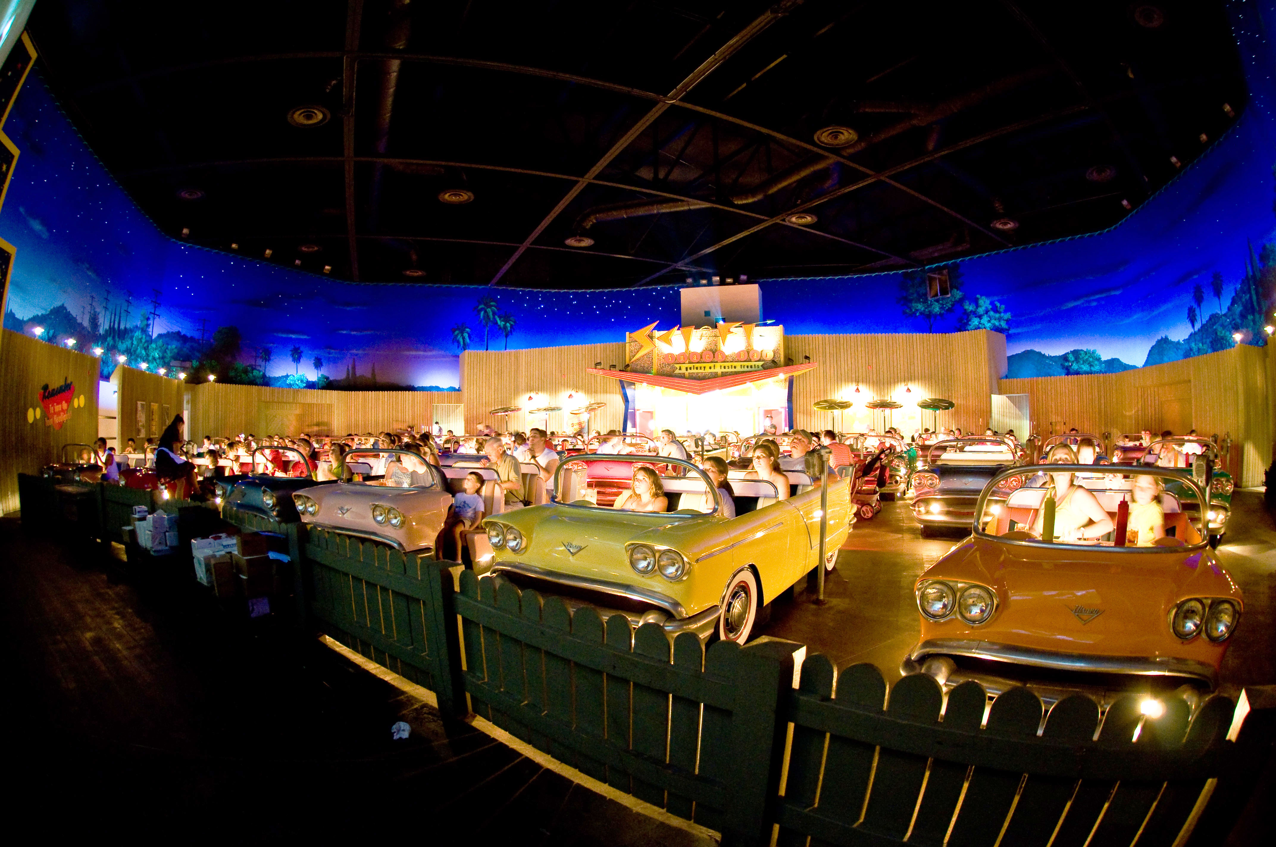 Sci-fi Dine-in Theater, Disney’s Hollywood Studios