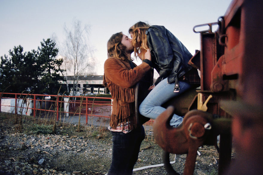 French Photographer Captures The Most Intimate Moments In Couple Relationships