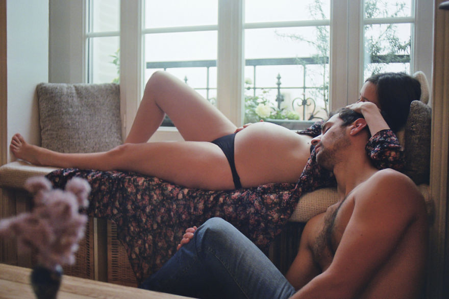 French Photographer Captures The Most Intimate Moments In Couple Relationships
