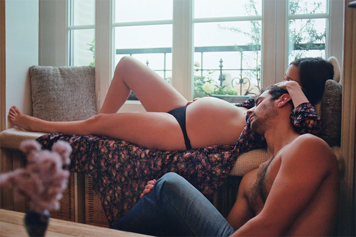 French Photographer Captures The Most Intimate Moments In Couple Relationships