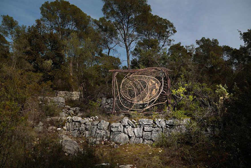 forest-land-art-nature-spencer-byles-11