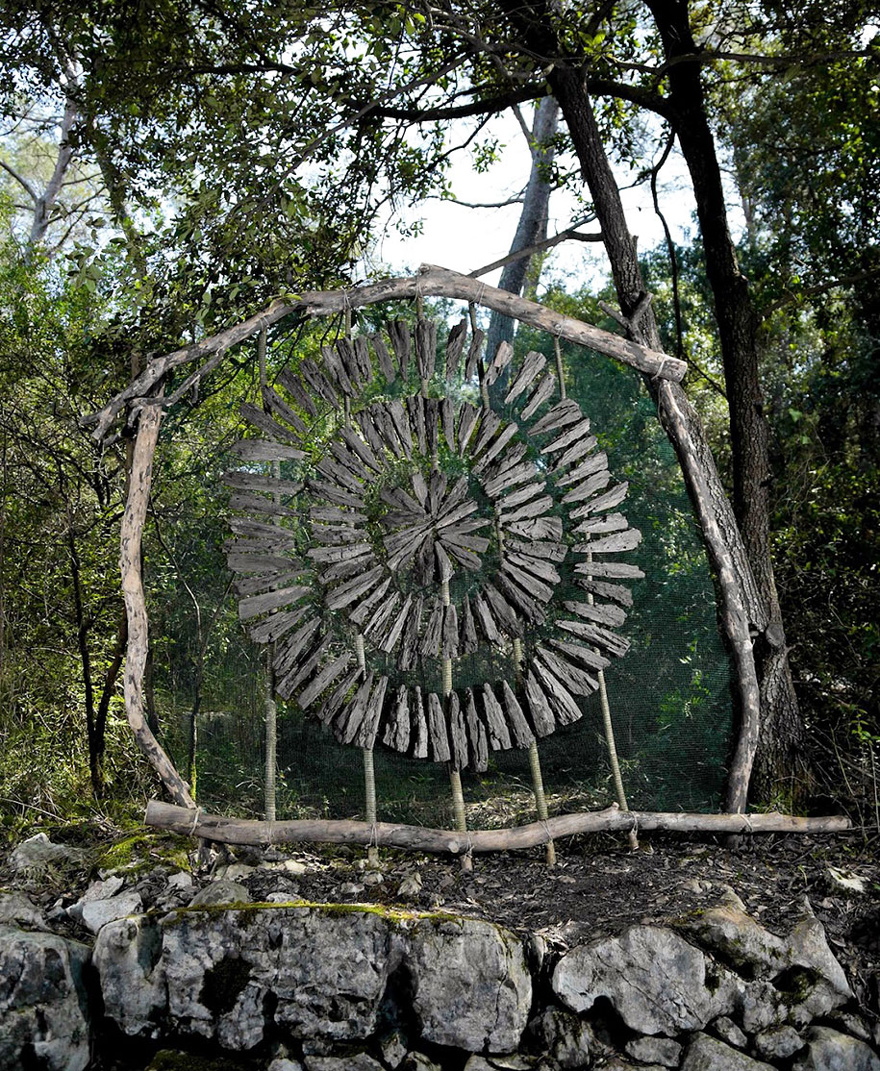 forest-land-art-nature-spencer-byles-16