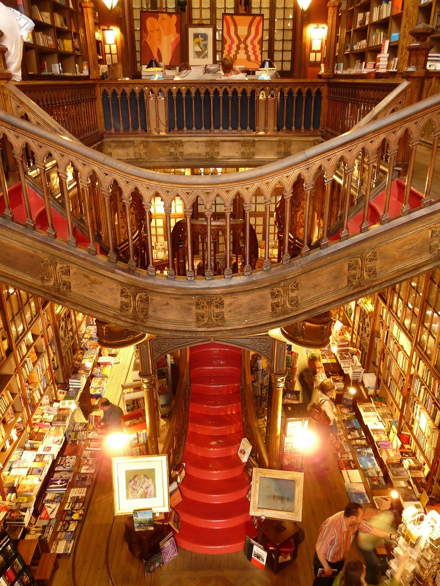 Lello & Irmão Bookstore, Porto, Portugal