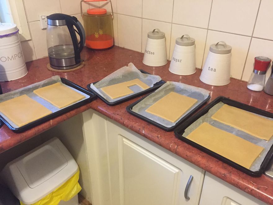 Gingerbread Houses (x7) And Gingerbread Sleighs (x2) For 2014! Gingerbread Houses (x7) And Gingerbread Sleighs (x2) For 2014!