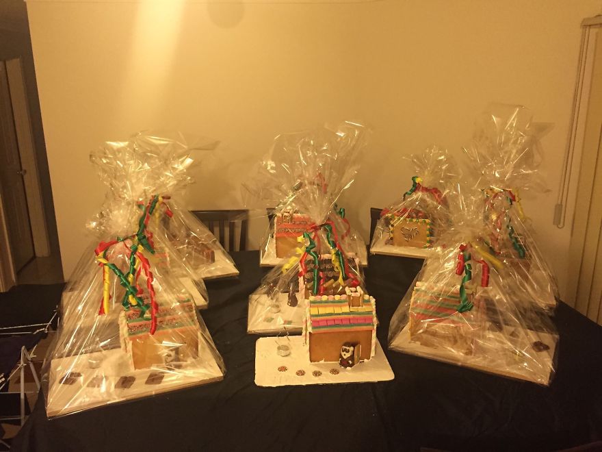 Gingerbread Houses (x7) And Gingerbread Sleighs (x2) For 2014!