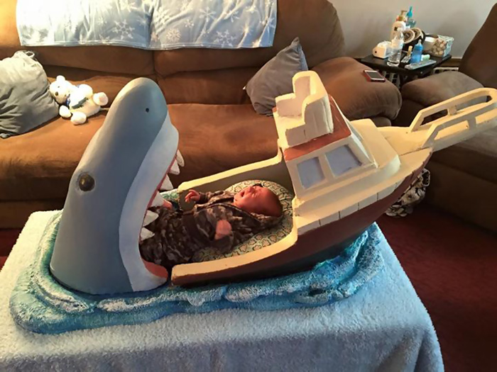 jaws-baby-crib-shark-attack-joseph-reginella-8 jaws-baby-crib-shark-attack-joseph-reginella-8