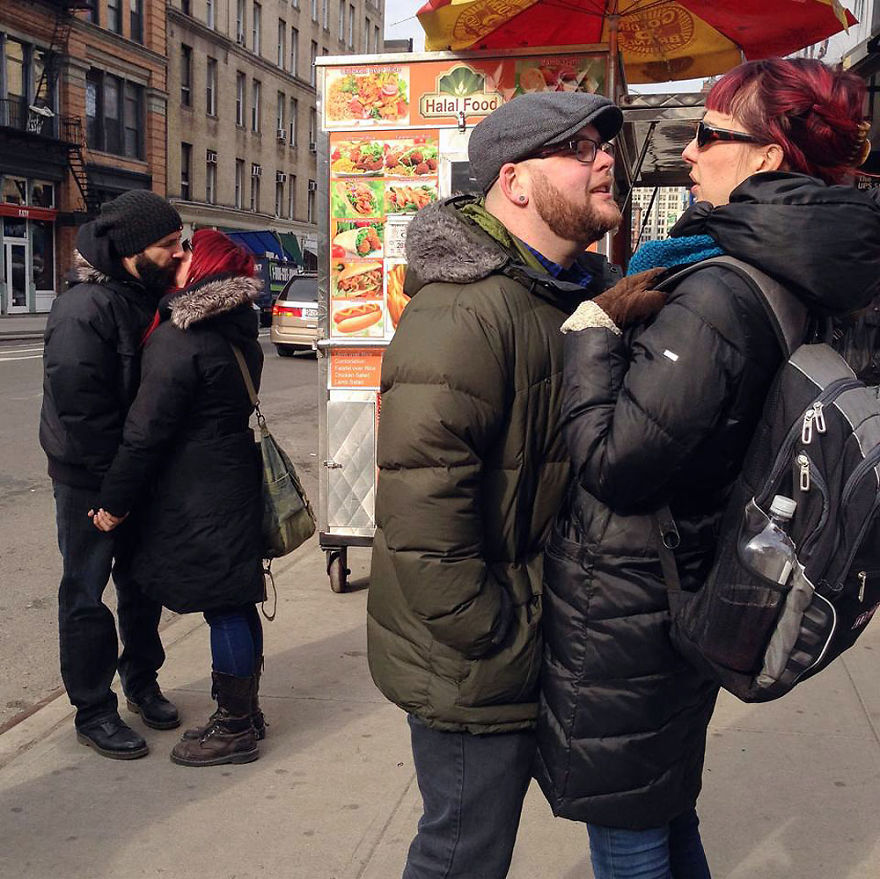 Life In New York Streets In Perfectly-Timed Photos From My iPhone
