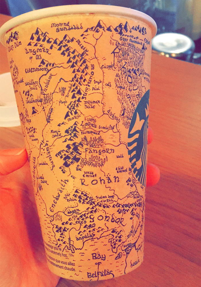 Guy Spends 5 Hours Drawing Detailed Map of Middle-Earth From Lord of the Rings On A Starbucks Coffee Cup