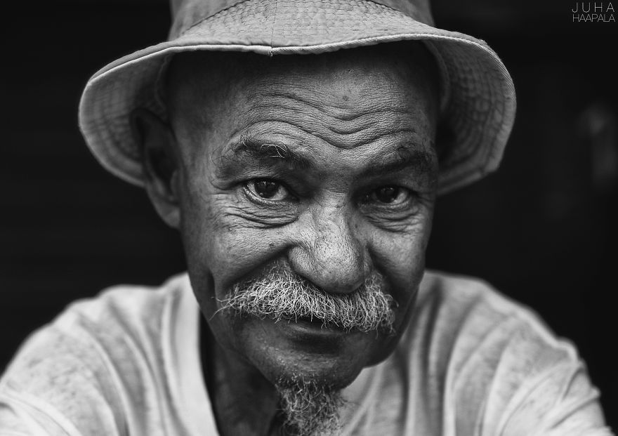 Street Portrait Of Sculpturer Luis Antonio. Panama 2014.