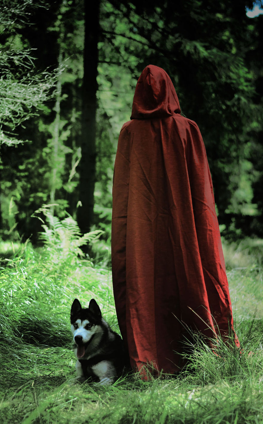 I Find It Fascinating To Take Portraits Of People’s Backs