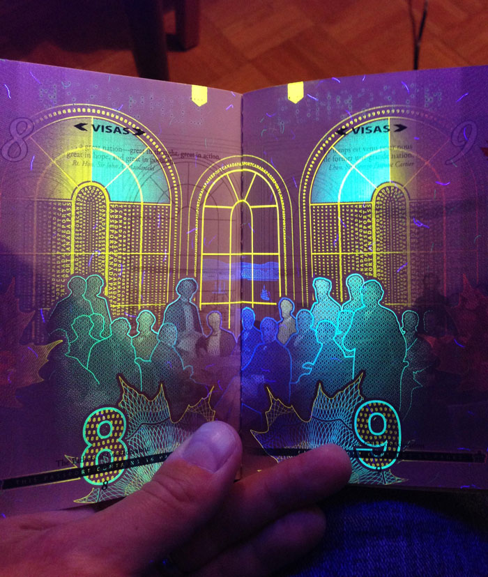 new-canadian-passport-uv-light-images-8