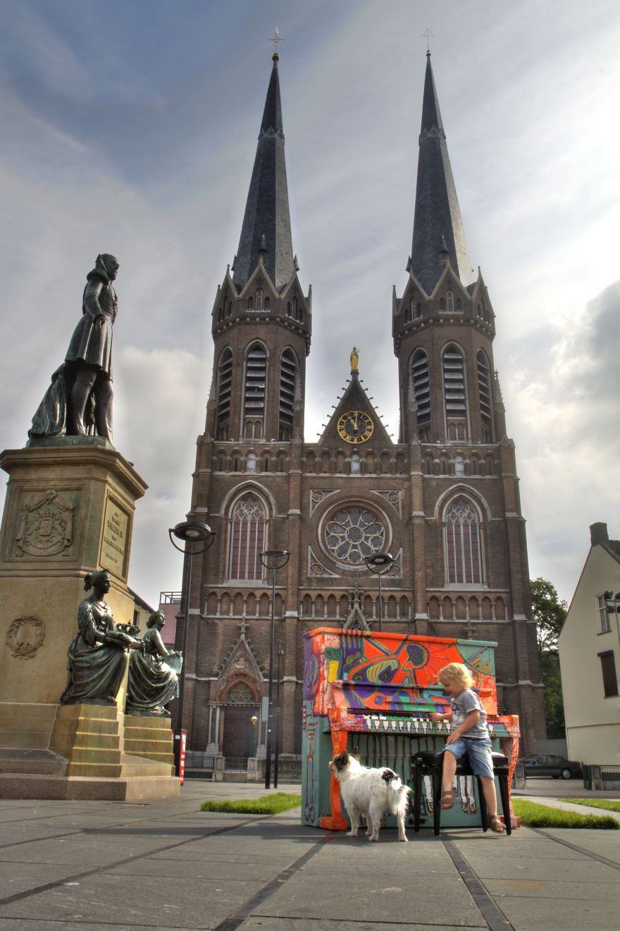 Play Me, I'm Yours At Incubate Festival, Tilburg, The Netherlands 2011