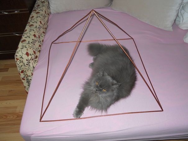 Ares - Time To Relax In The Pyramid