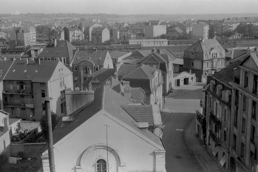 rescued-photo-film-project-world-war-2-soldier-levi-bettweiser-24 rescued-photo-film-project-world-war-2-soldier-levi-bettweiser-24