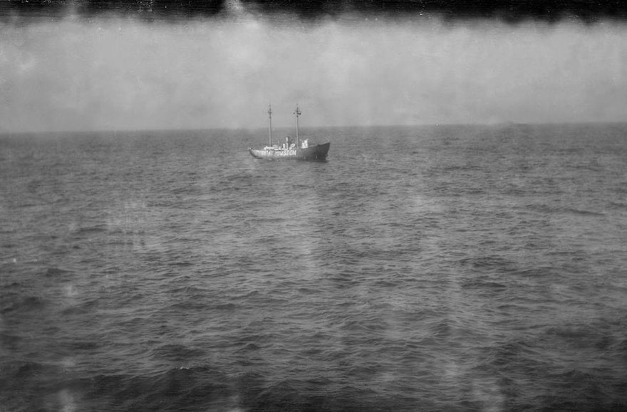 rescued-photo-film-project-world-war-2-soldier-levi-bettweiser-5 rescued-photo-film-project-world-war-2-soldier-levi-bettweiser-5