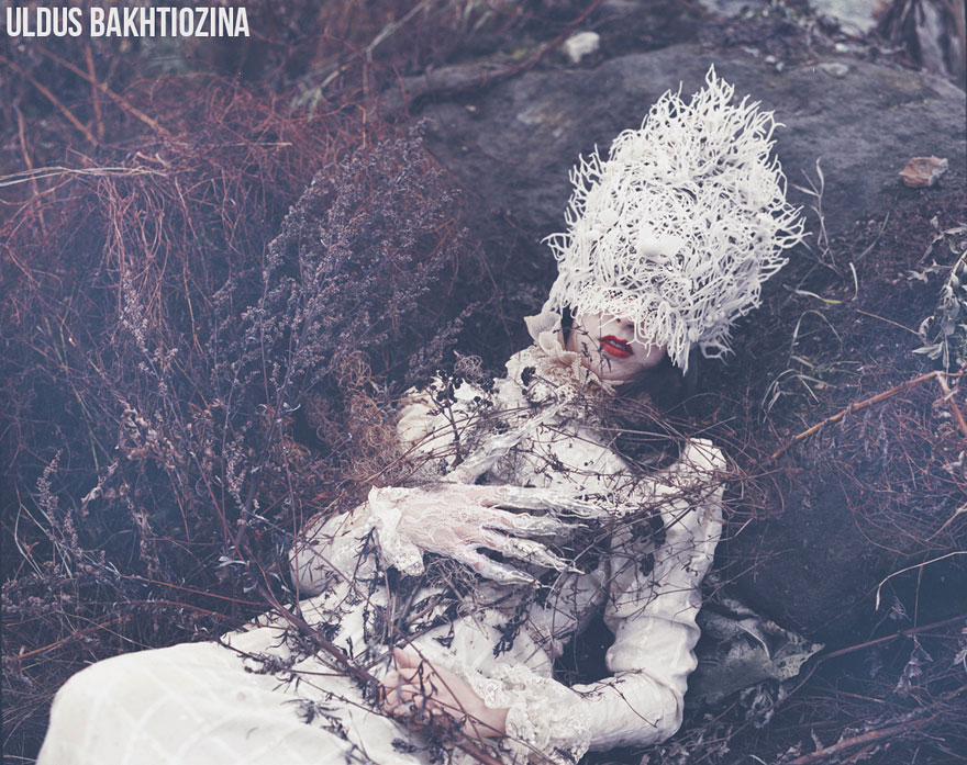 russian-fairy-tales-surreal-photograpjhy-uldus-bakhtiozina-7 russian-fairy-tales-surreal-photograpjhy-uldus-bakhtiozina-7