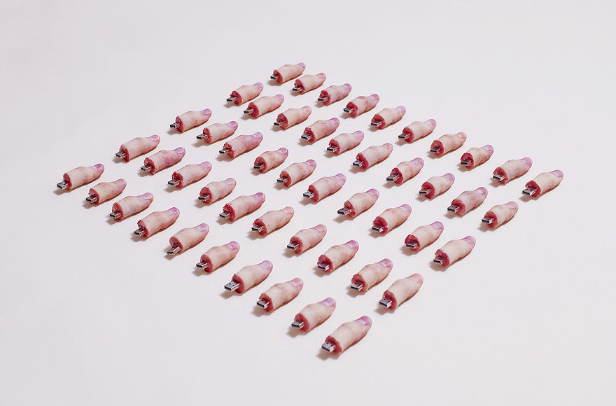 I Created Thumb-Shaped USB Drives To Promote My Photography Bussiness