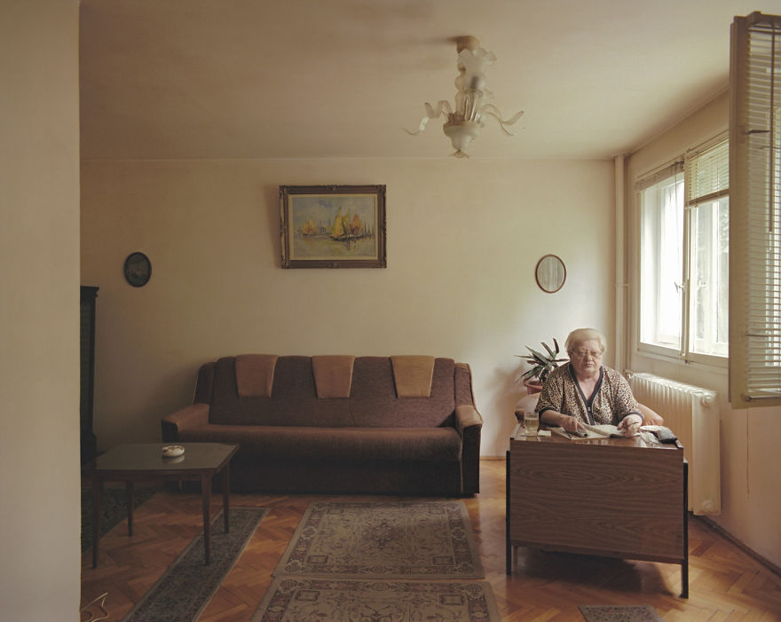 10 Identical Apartments, 10 Different Lives, Documented By Romanian Artist 10 Identical Apartments, 10 Different Lives, Documented By Romanian Artist