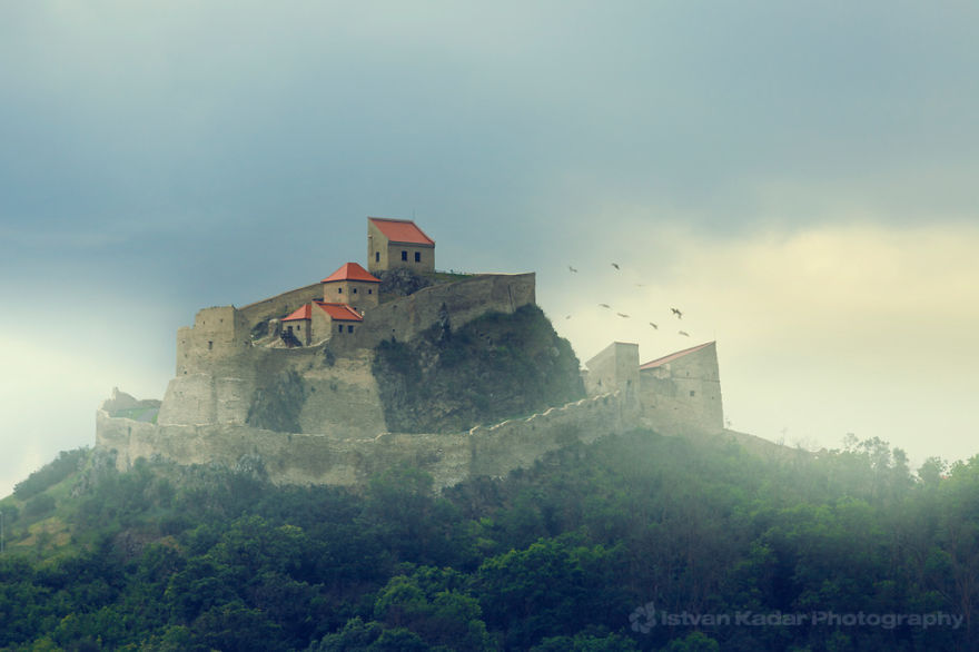 Old Saxon Fortress Of Kuholm (kőhalom)