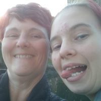 sharon_harradine_35 avatar