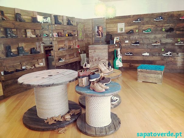 Vegan Store In Cascais, Portugal, With Old Wooden Reels, Boat Ropes And Pallet Walls