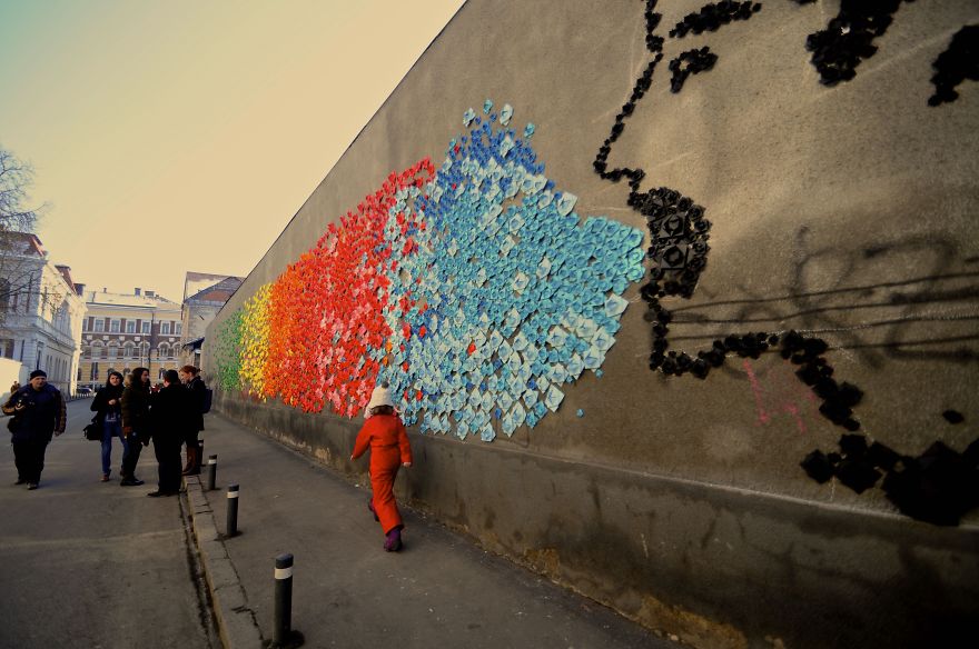 This Wall In Romania Was Covered With Over 15,000 Origami Pieces For The No Hate Speech Movement