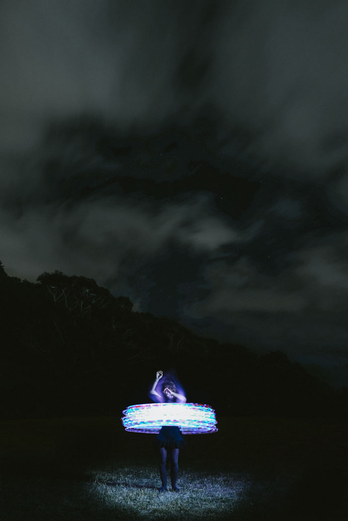 7+ Creative Light Painting Pictures That Will Change The Way You See Hula Hoop